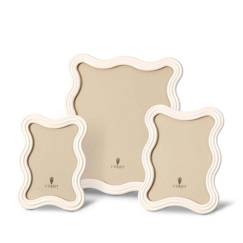 Luxury Picture Frames | Ripple Frame - White Enamel | L'OBJET