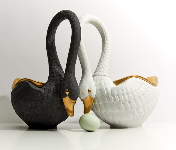 Swan Bowl - Medium - Black