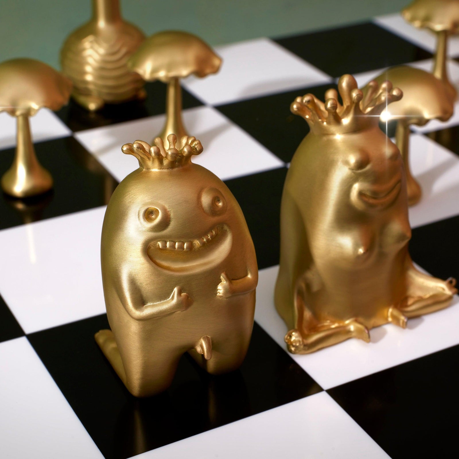 Haas Chess Set - L'OBJET