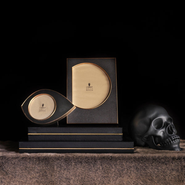 Kelly Behun Side Eye Frame - L'OBJET