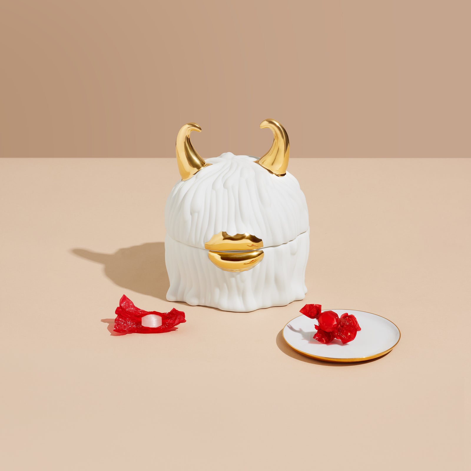 Haas Lynda Box + Plates - White - Luxury Plate Box - L'OBJET