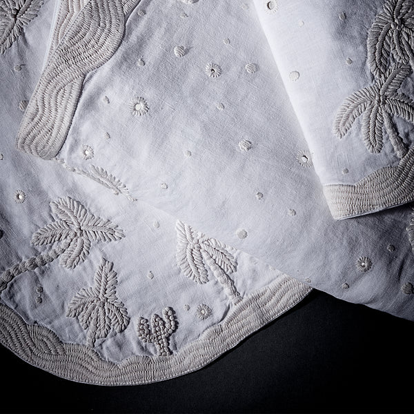 Haas Joshua Tree Table Runner - White - 90x16"