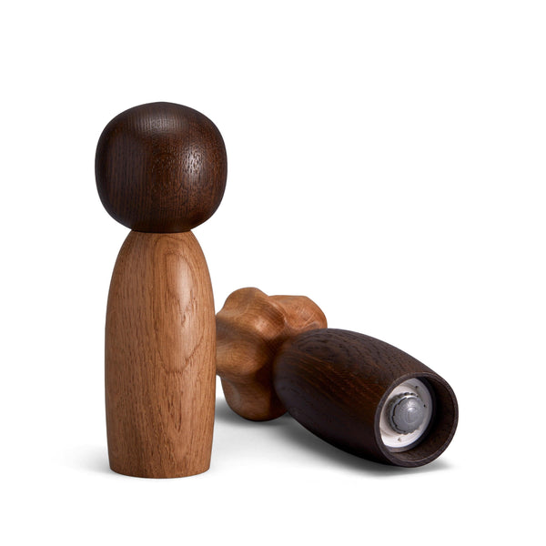 Pictanto Spice mills - set of 2 mismatched salt and pepper mills hand carved from natural European oak and smoked oak with organic, curved forms. Metal grinding mechanism.