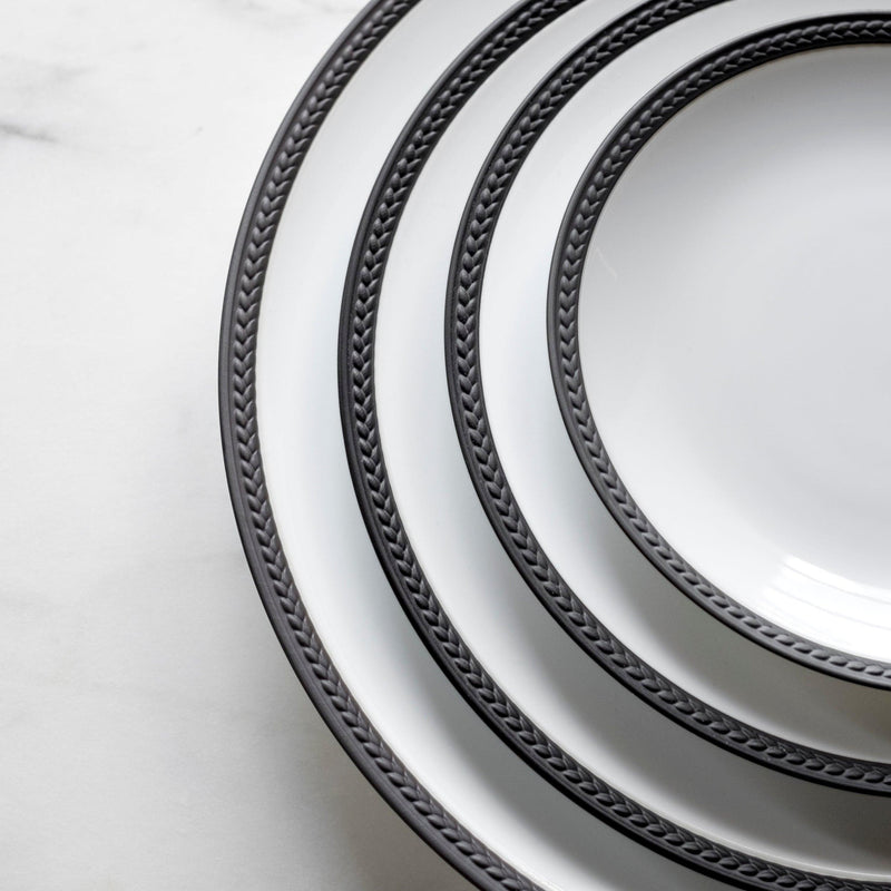 Soie Tresse Black Dinnerware