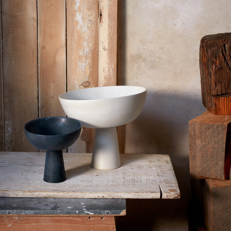 Set of 2 Terra Bowls on Stand - Small. Small bowl with dark mineral glaze and medium bowl with stone glaze.