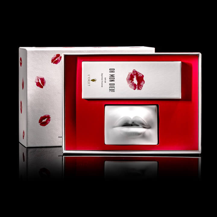 Incense Stick Set with Lips Motif